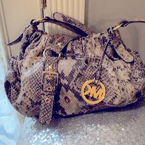 Michael KORS ,Snake Skin leather bag. ,Gold Hardware .